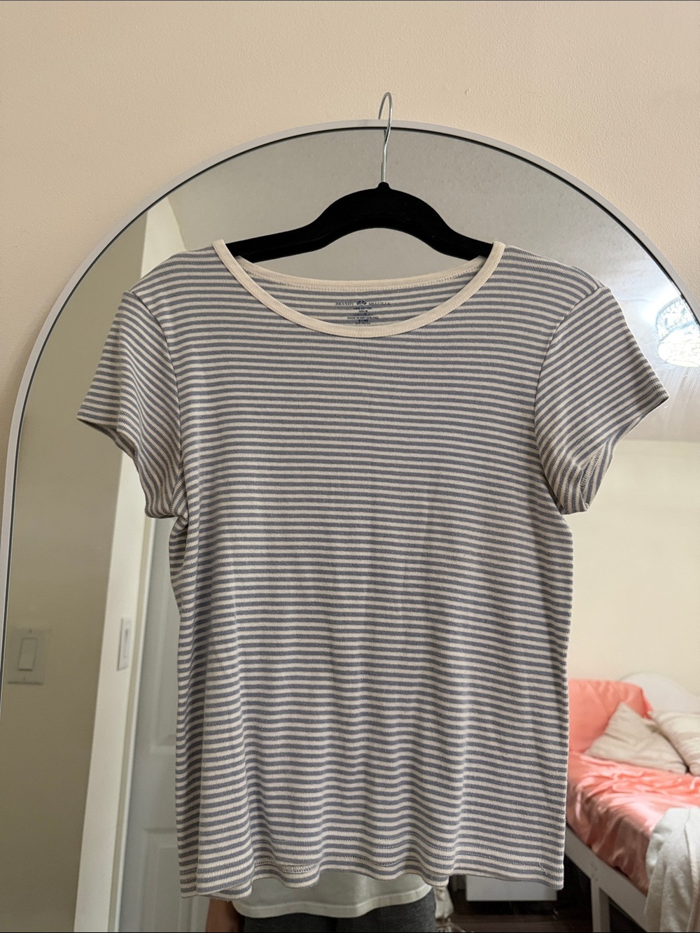 Brandy Melville Cream & Gray Striped Short-Sleeve Tee